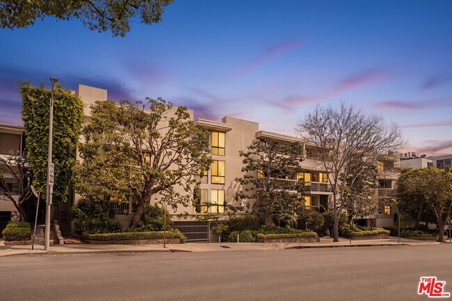 Building Photo - 1230 N Sweetzer Ave