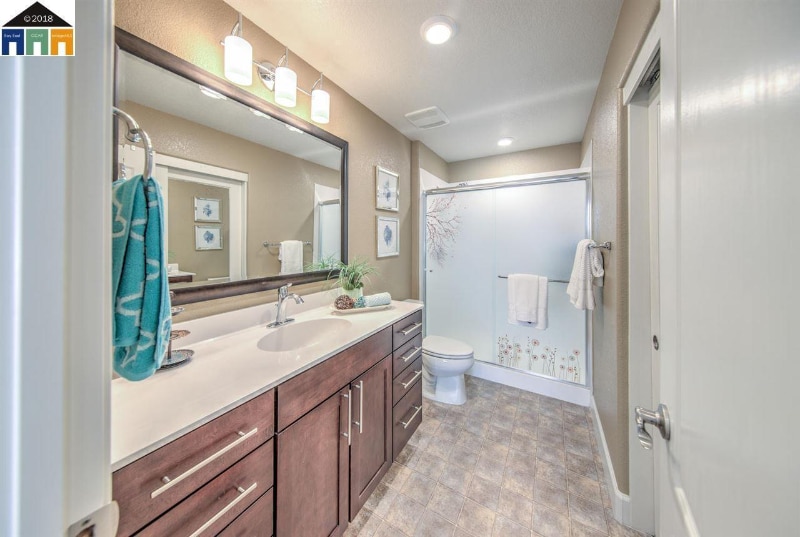 Building Photo - 4740 Norris Canyon Rd