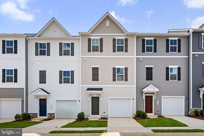 Building Photo - 2604 Cougar Ln