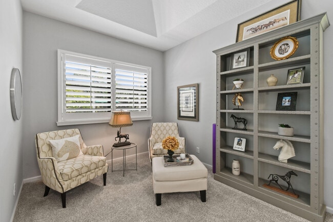 Building Photo - 3251 SW Holly Ln