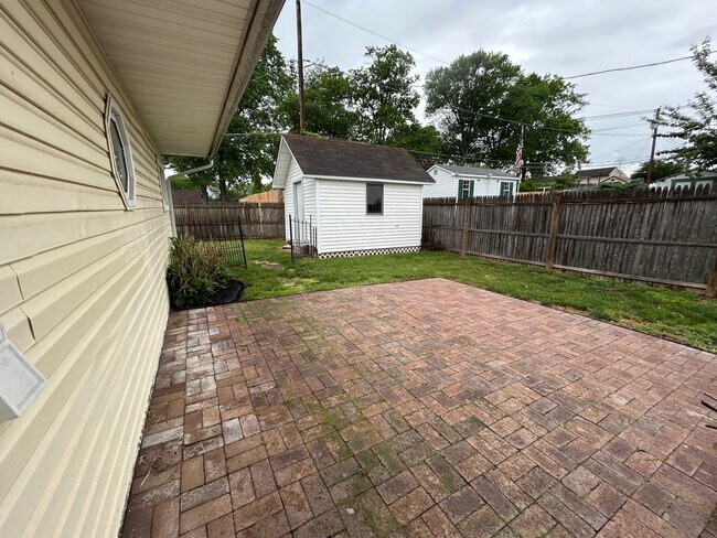Building Photo - 19 Goodturn Rd