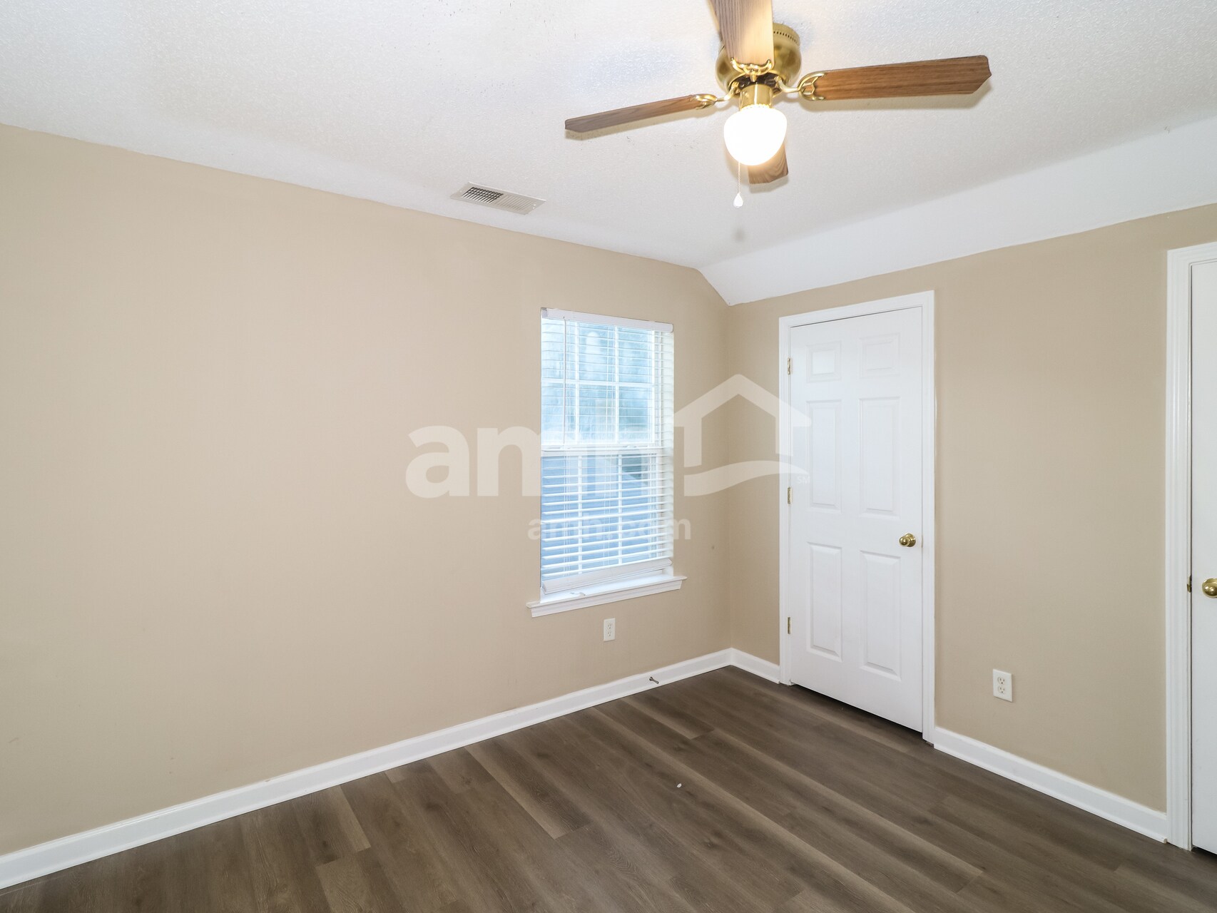 Building Photo - 5664 Tulip Grove Dr