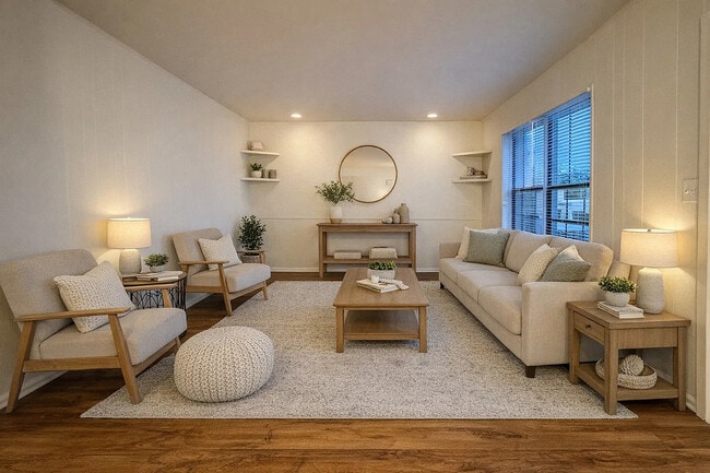 Building Photo - 2416 Queensbury Rd