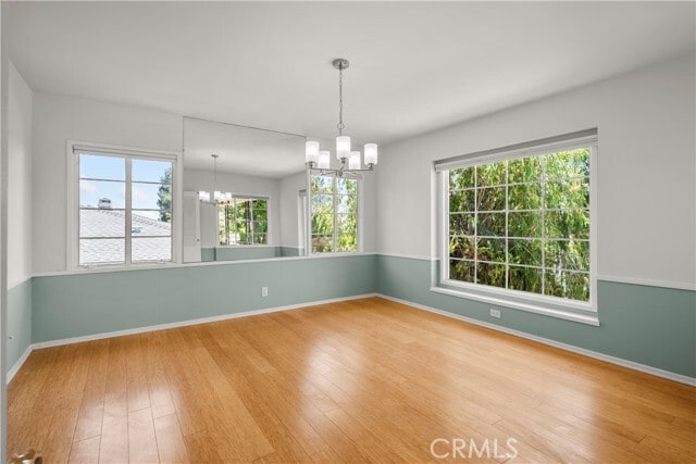 Building Photo - 523 Meadows Dr