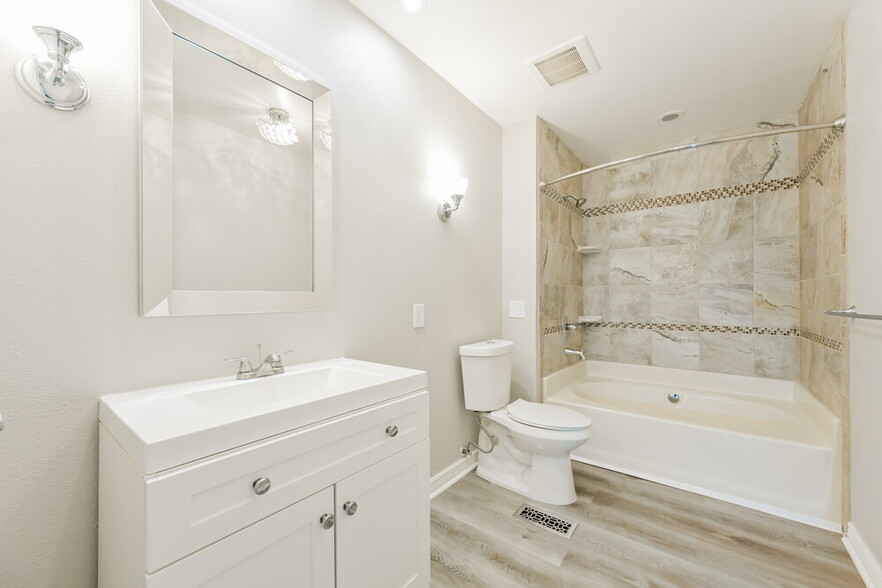 Building Photo - 7851 Kyle Way