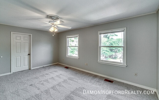 Building Photo - 1435 Roxbury Ct