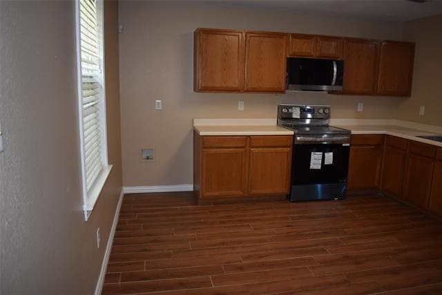 Building Photo - 721 Pickwick Ln