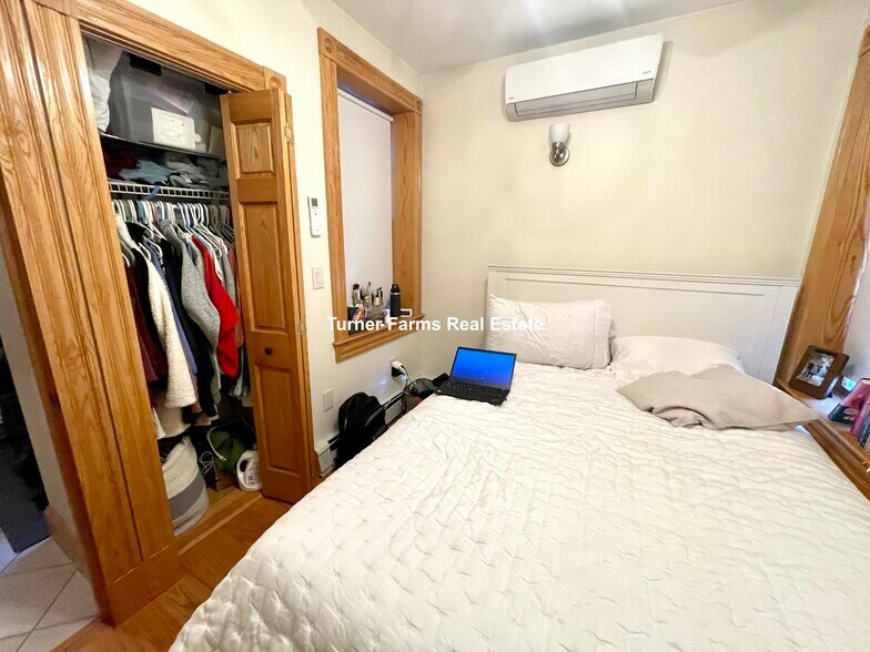 Building Photo - 5A Phillips St