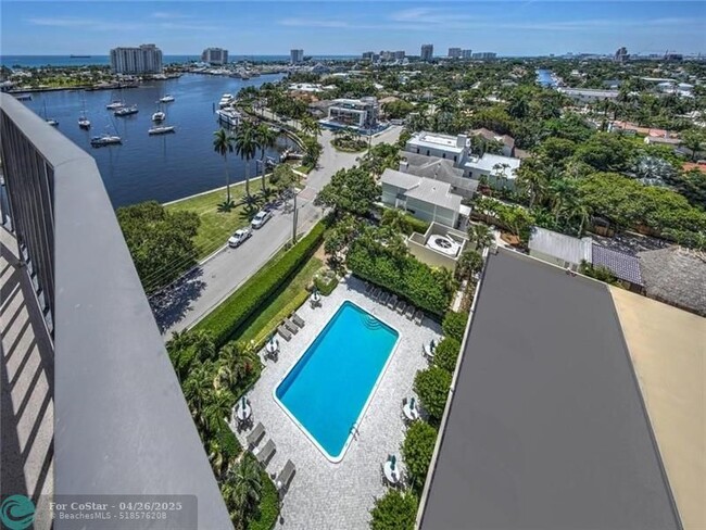 Building Photo - 2500 E Las Olas Blvd