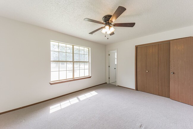 Building Photo - 3/ 2  Home for Rent!