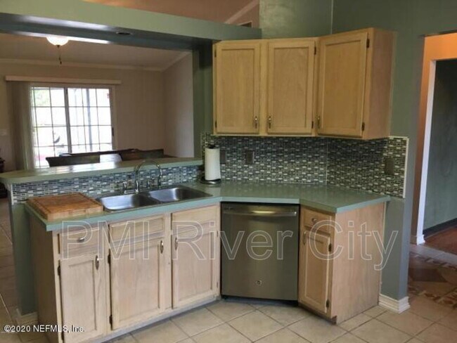 Building Photo - 12588 Fish Hawk Ln