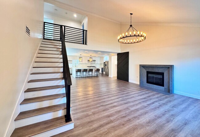 Building Photo - 16419 Bear Meadow Cir