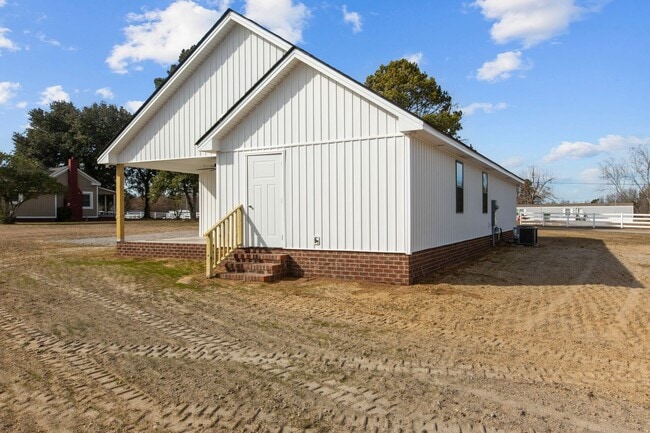 Building Photo - New Construction!