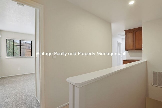 Building Photo - Back On The Rental Market Updated 3 Bedroo...