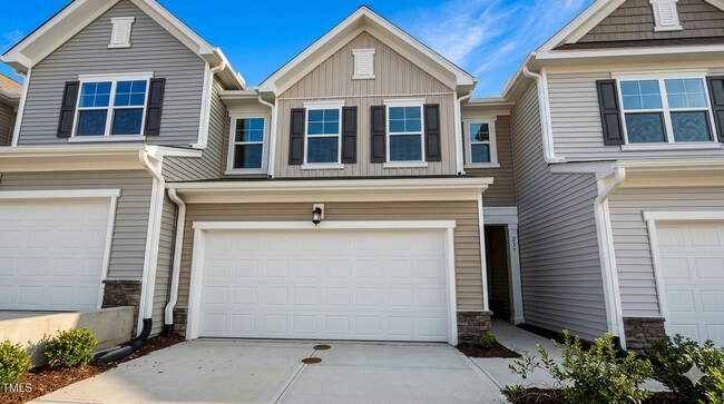 Building Photo - 237 Shingle Oak Rd