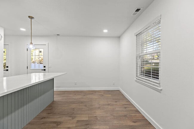 Building Photo - Earn Wealth While Leasing - Like a Homeowner - Lease to Own