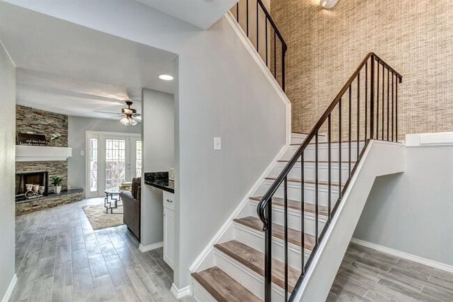 Building Photo - 5005 Georgi Ln