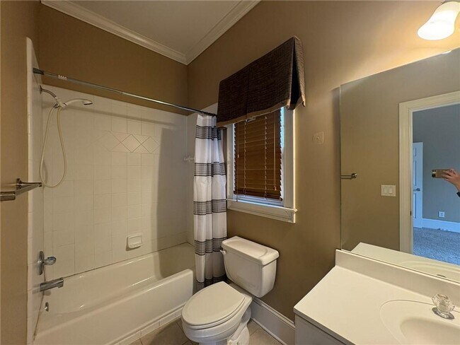 Building Photo - 5930 Abbotts Run Tr