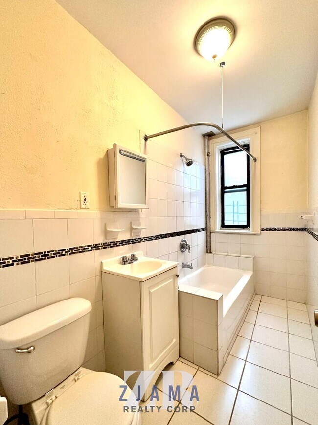 Building Photo - 860 Nostrand Ave