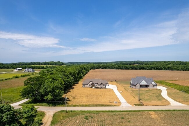 Building Photo - 935 S Cross Bridges Rd