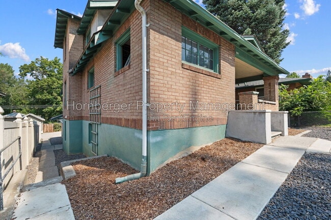 Building Photo - 1108 W 12th Ave