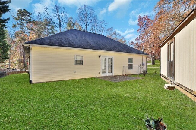 Building Photo - 7742 Elm Cir