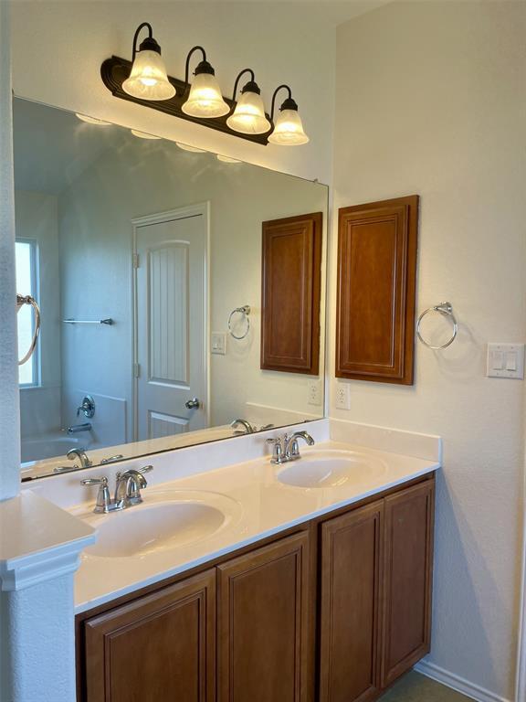 Building Photo - 8725 White Ibis Dr