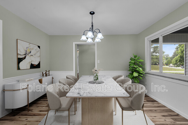 Building Photo - 8105 Allisonville Rd