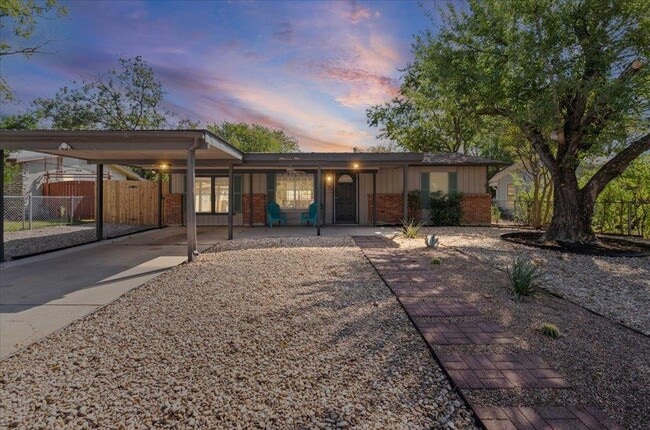 Primary Photo - 7707 Watson St