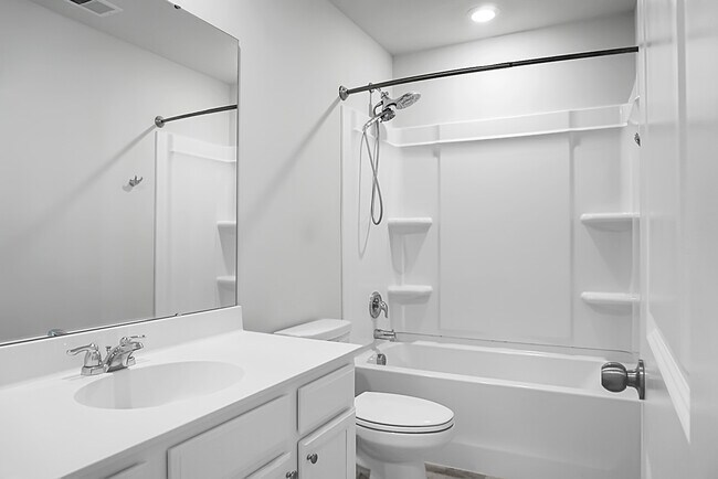 Building Photo - 210 Daniels Creek Cir
