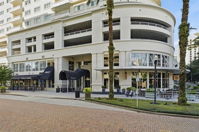 Building Photo - 100 S Eola Dr