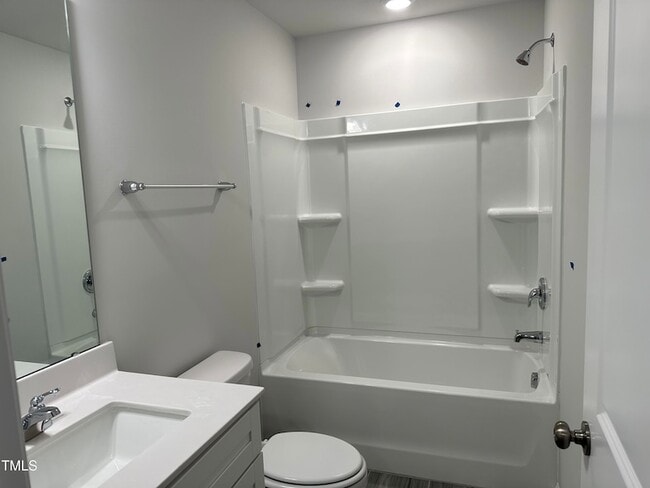 Building Photo - 603 Gimari Dr