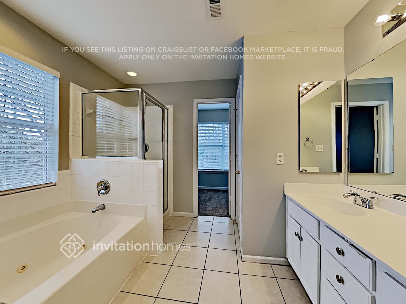 Building Photo - 11023 Sycamore Club Dr