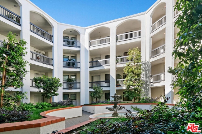 Building Photo - 2131 Century Park Ln