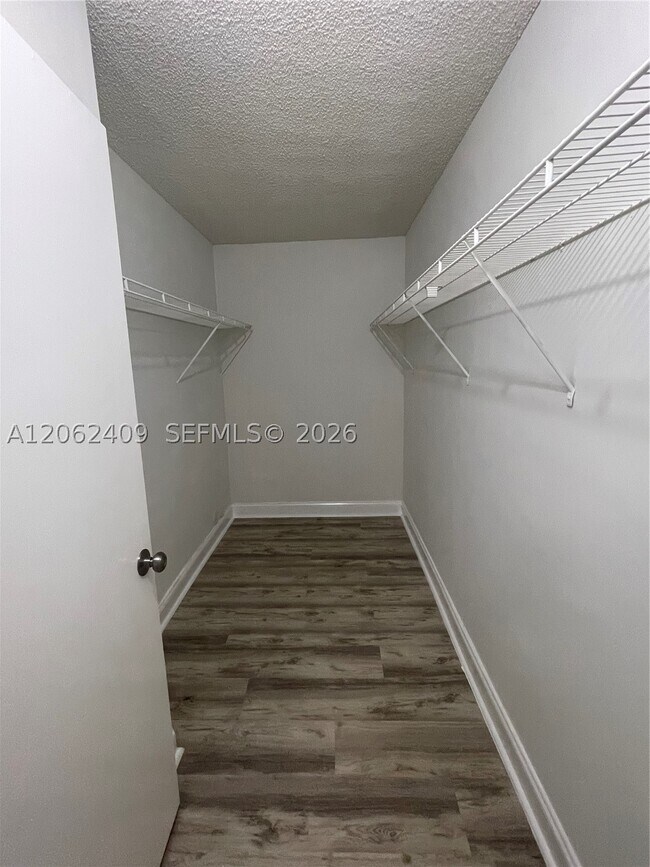 Building Photo - 3670 N 56th Ave