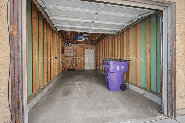 Building Photo - 133 Galapago St