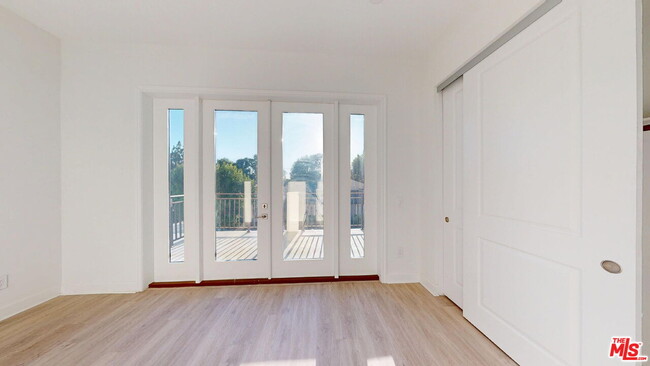 Building Photo - 8474 N. Camelia Court