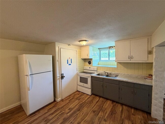 Building Photo - 1547 US-9