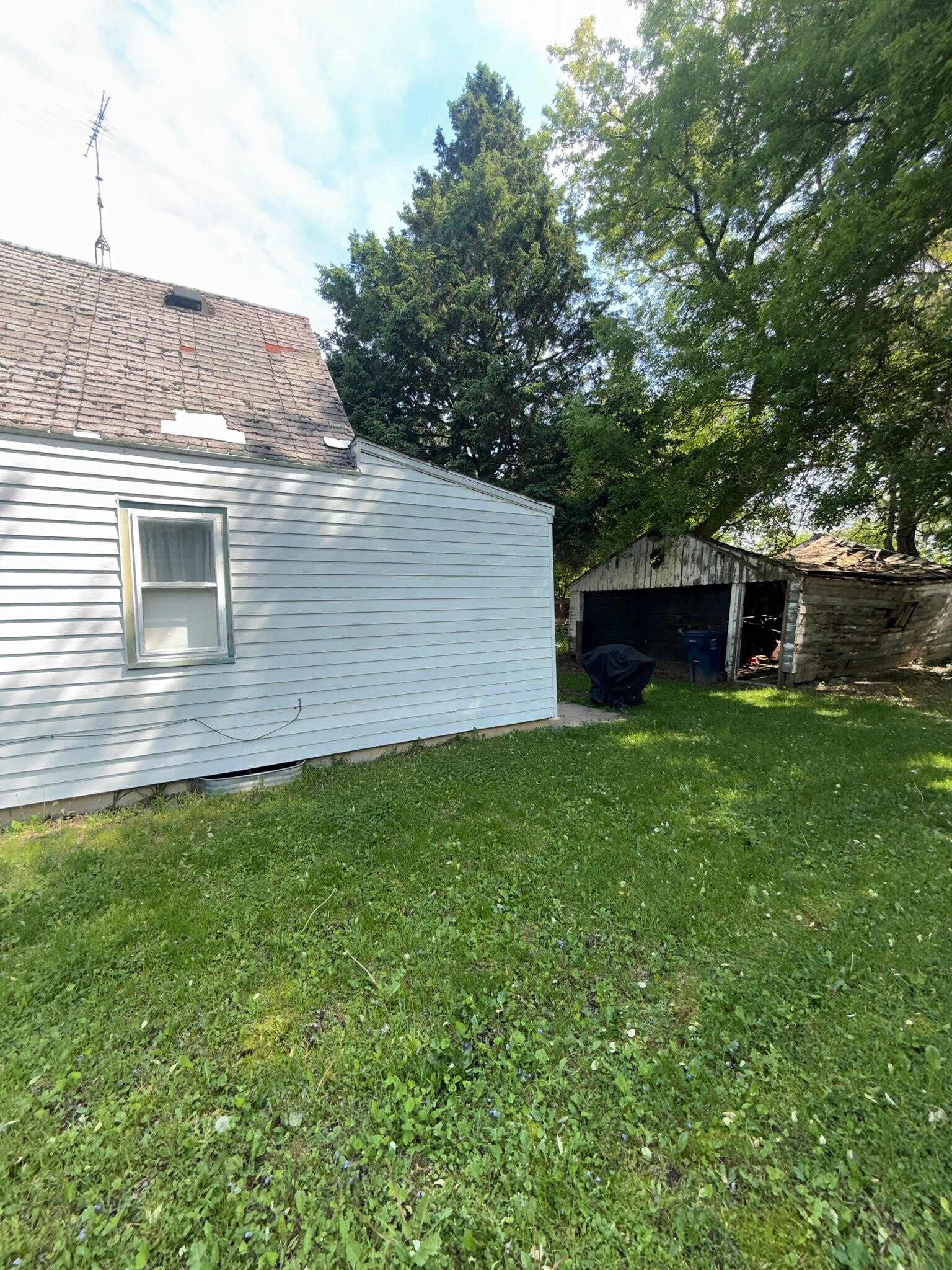 Building Photo - 3618 Branch Rd