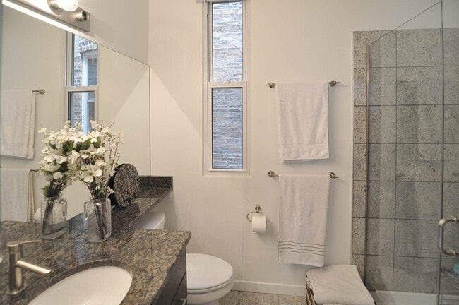 Building Photo - UK Village Brand New Large 1 Bedroom w/Central Heat & A/C, In-Unit Laundry. Free Internet