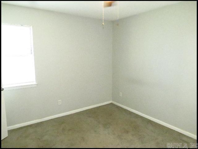 Building Photo - 1403 S Schiller St