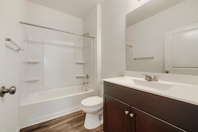 Building Photo - 7001 Tonka Ln