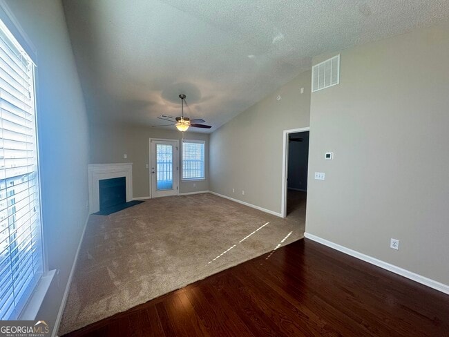 Building Photo - 1653 Summerwoods Cir