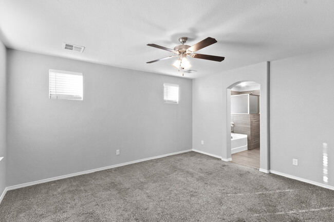 Building Photo - 14861 Oldenberg Ct
