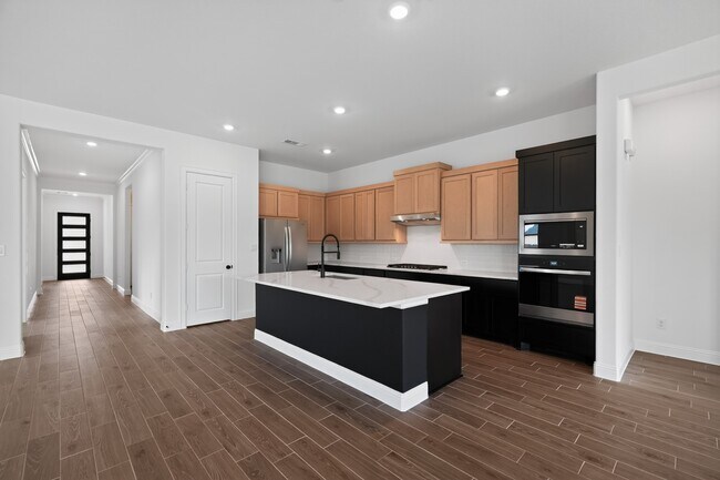 Building Photo - 16231 Sheridan River Trl