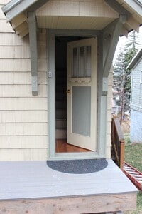 Building Photo - 627 S Jefferson St