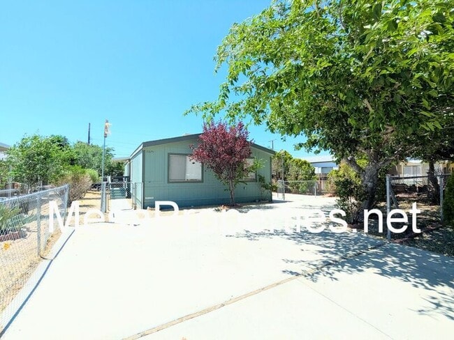 Building Photo - 19275 Monterey St