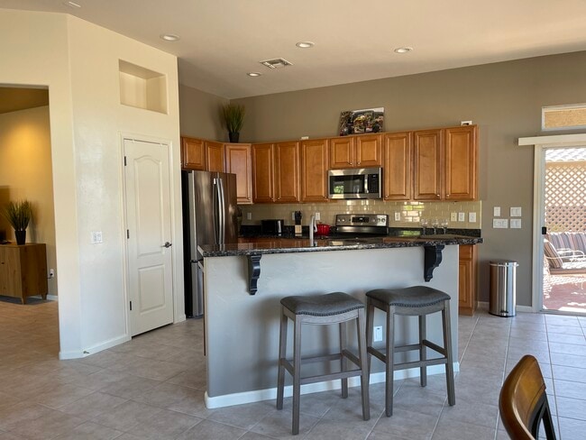 Building Photo - 5138 W Desert Eagle Cir