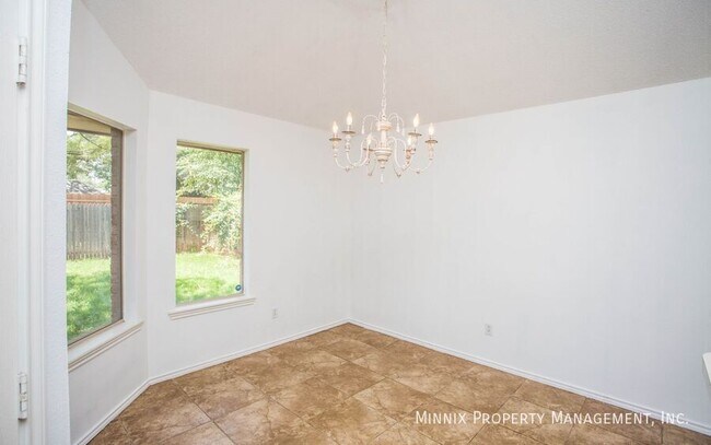 Building Photo - 3305 103rd St