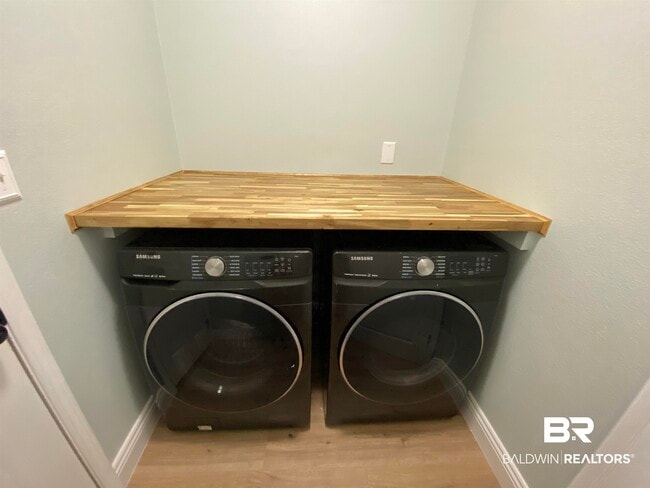 Building Photo - 24304 Raynagua Blvd